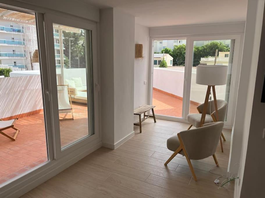 Large Terrace Beach-Side Appart Torremolinos Exterior foto